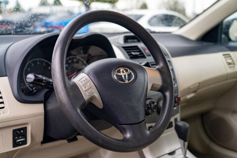 2012 Toyota Corolla LE