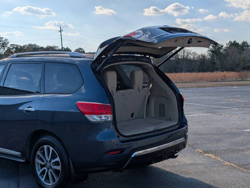 2013 Nissan Pathfinder Platinum