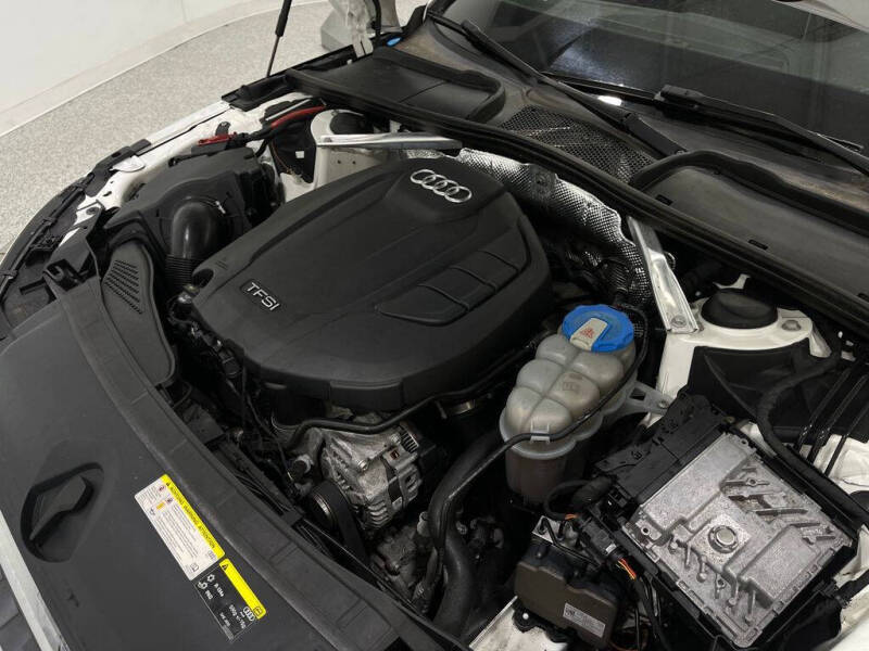 2017 Audi A4 2.0T quattro Premium Plus