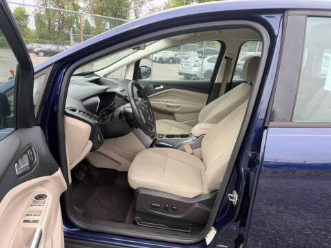 2017 Ford C-MAX Hybrid SE