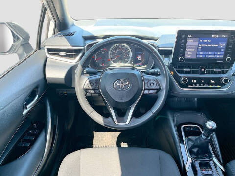 2022 Toyota Corolla Hatchback SE