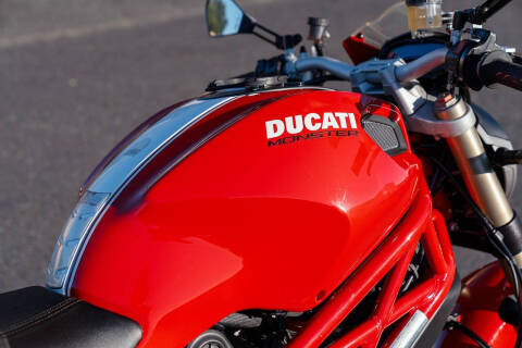 2013 Ducati Monster 1100 EVO