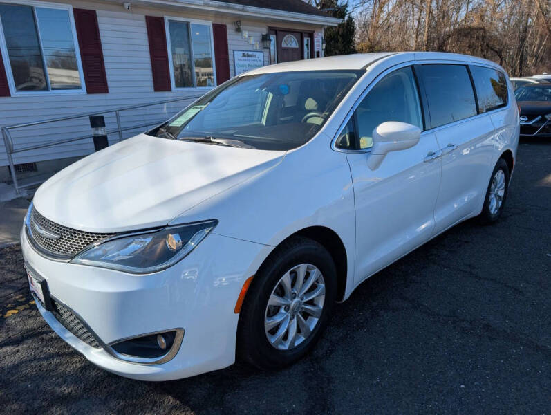 2018 Chrysler Pacifica Touring Plus