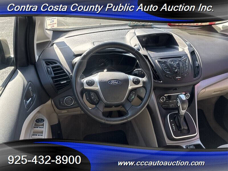 2015 Ford C-MAX Hybrid SE