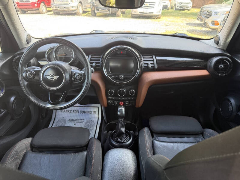 2017 MINI Hardtop 4 Door Cooper