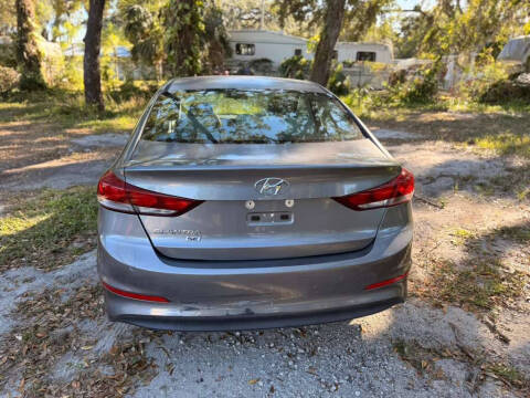 2018 Hyundai Elantra