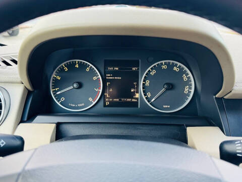 2012 Land Rover LR4 HSE LUX