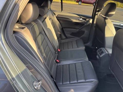 2019 Volkswagen Golf R 4Motion