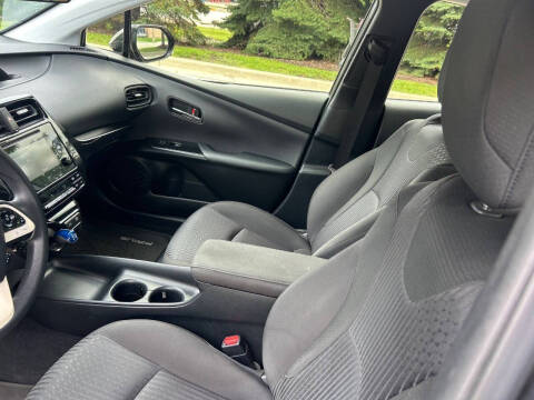 2017 Toyota Prius Two