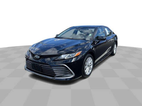 2022 Toyota Camry for sale at Strosnider Chevrolet in Hopewell VA