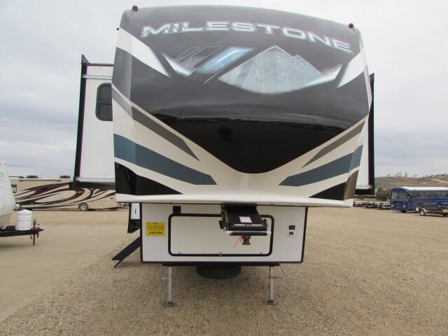 2021 Heartland Milestone