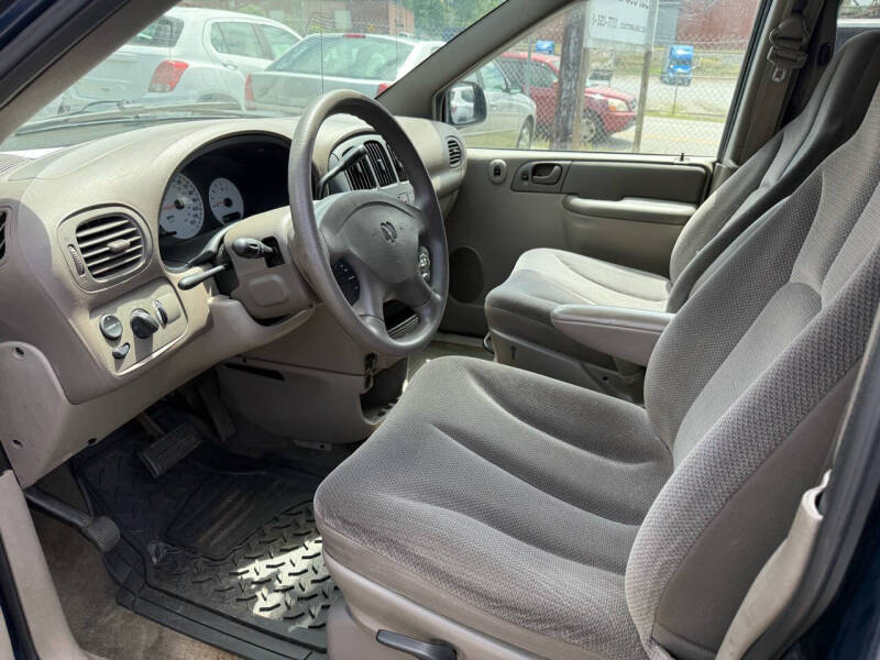2002 Dodge Caravan SE