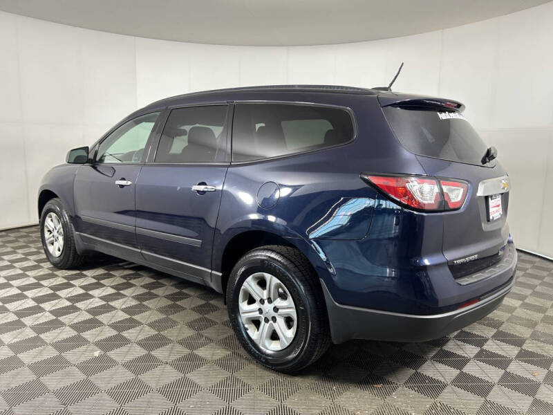 2017 Chevrolet Traverse LS