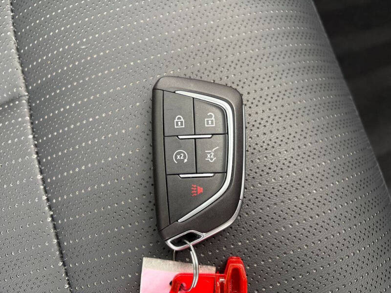 2026 Cadillac VISTIQ Luxury