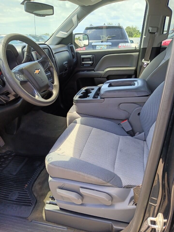 2015 Chevrolet Silverado Pickup - $13,950