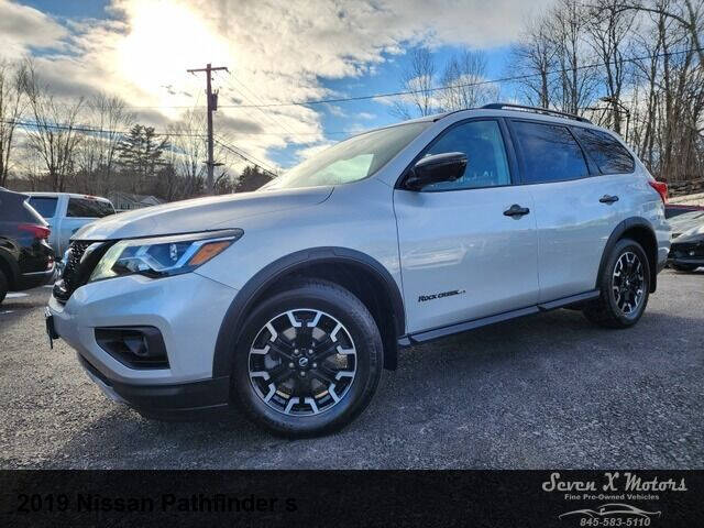 2019 Nissan Pathfinder S