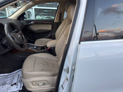 2016 Audi Q5 2.0T quattro Premium Plus