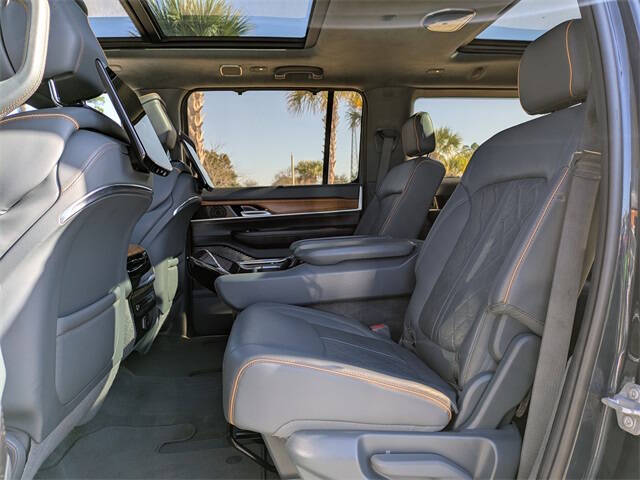 2022 Jeep Grand Wagoneer Series III