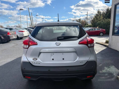 2020 Nissan Kicks SV