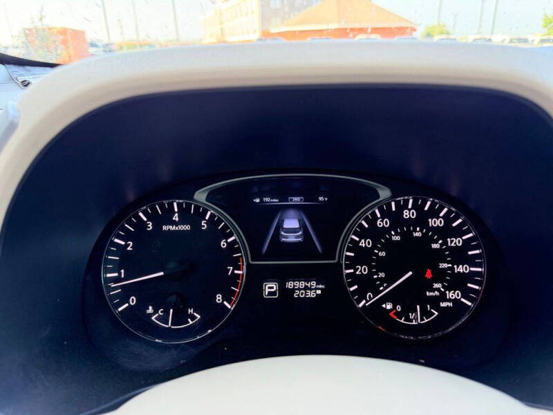 2013 Nissan Pathfinder Platinum