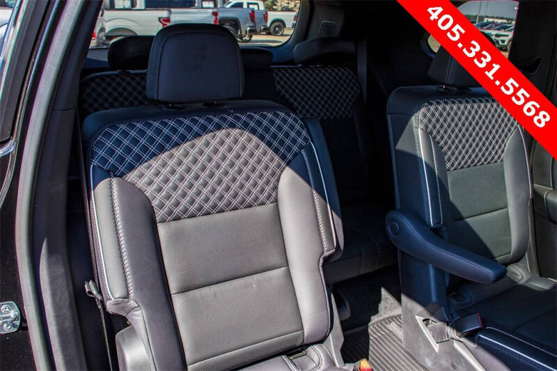 2024 GMC Acadia Denali