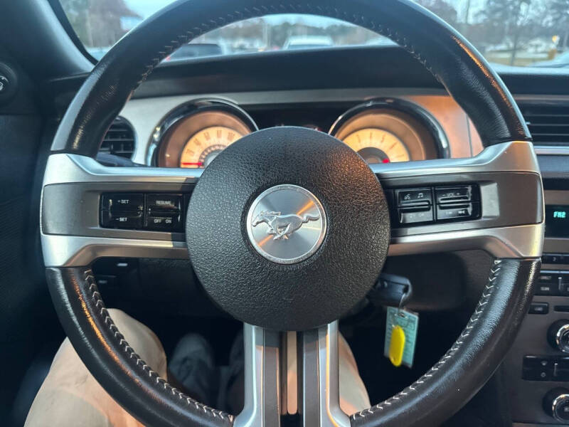 2011 Ford Mustang V6 Premium