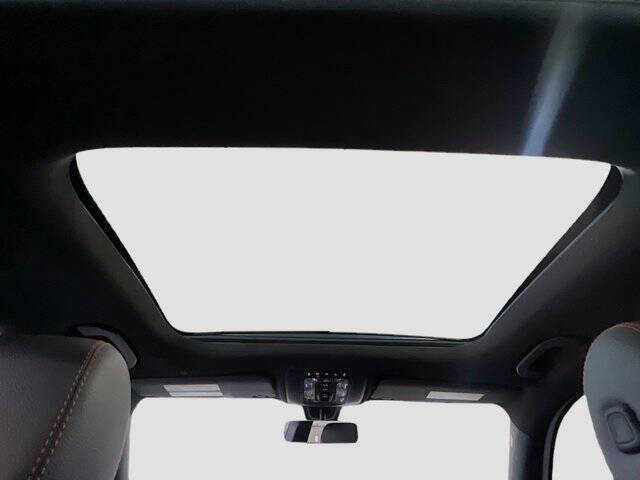 2023 Mercedes-Benz GLB GLB 250