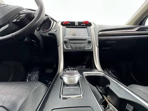 2017 Ford Fusion Energi SE Luxury