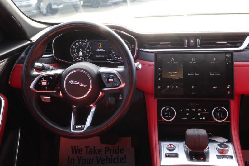 2021 Jaguar F-PACE P400 R-Dynamic S