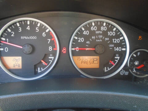 2012 Nissan Pathfinder LE