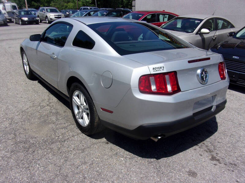 2012 Ford Mustang V6