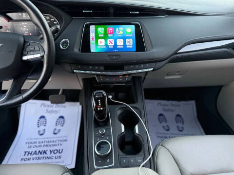 2021 Cadillac XT4 Premium Luxury