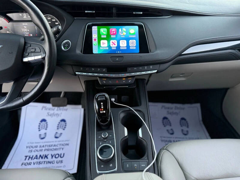 2021 Cadillac XT4 Premium Luxury