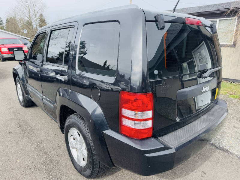 2011 Jeep Liberty Sport