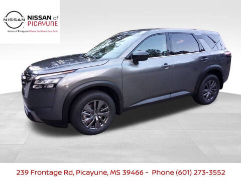 2025 Nissan Pathfinder S