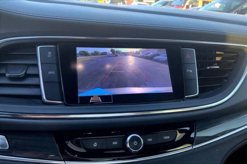 2021 Buick Enclave Essence