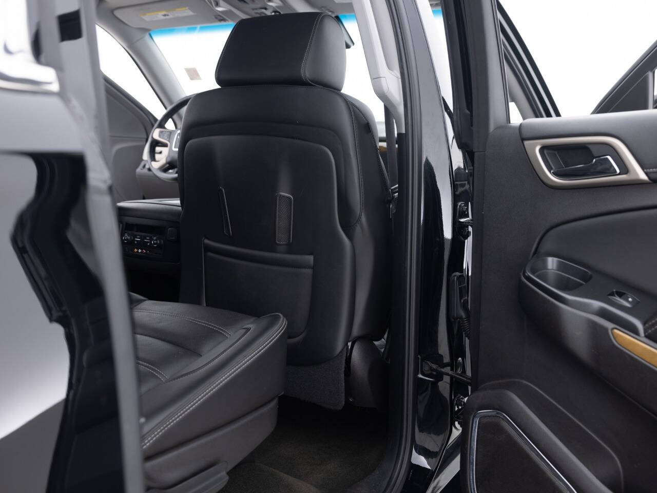 Used Car 2016 Gmc Yukon Xl  Denali 4x4 4dr Suv For Sale Under $25,000 In Coal City, Illinois