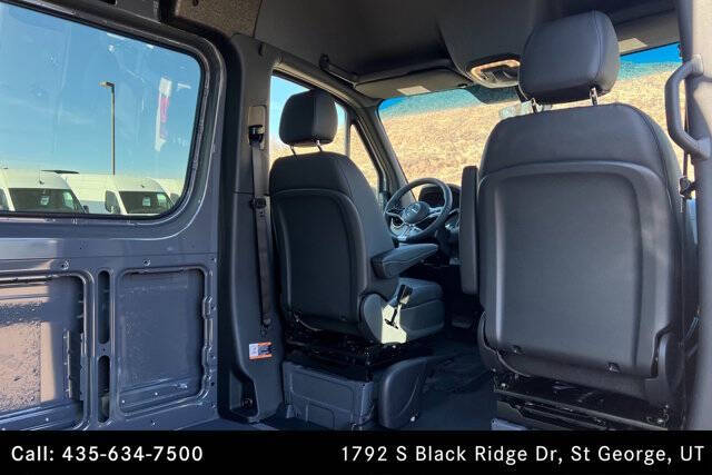 2025 Mercedes-Benz Sprinter