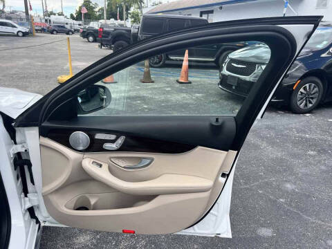 2021 Mercedes-Benz C-Class C 300