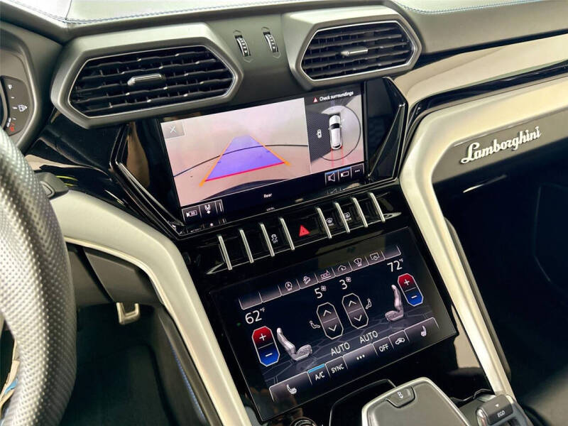 2020 Lamborghini Urus