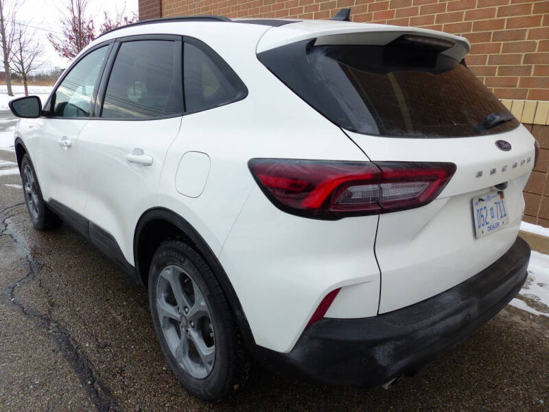 2025 Ford Escape ST-Line