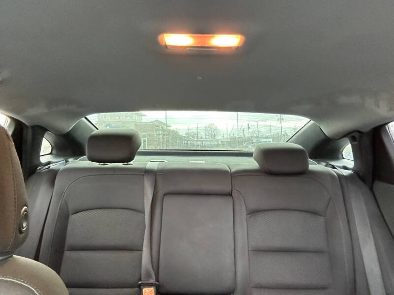 2017 Chevrolet Malibu LT