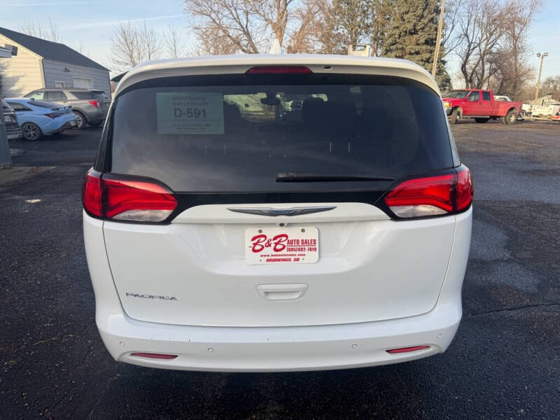 2017 Chrysler Pacifica Touring