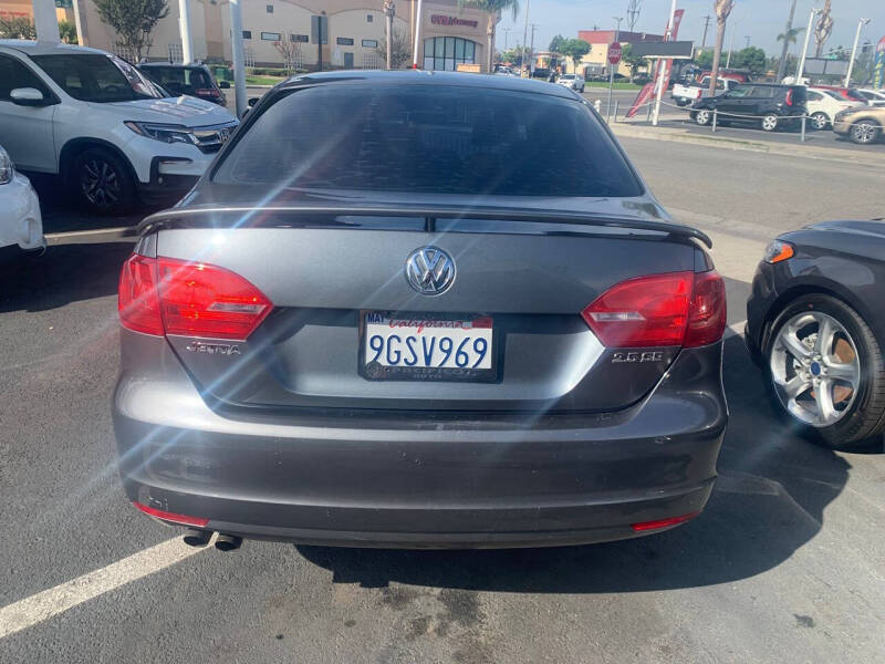 2011 Volkswagen Jetta SE PZEV