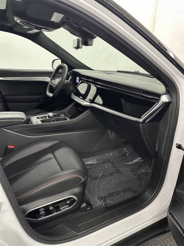 2024 Jeep Wagoneer S Launch Edition