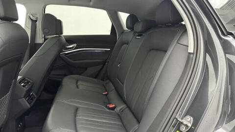 2024 Audi Q8 e-tron quattro Premium Plus