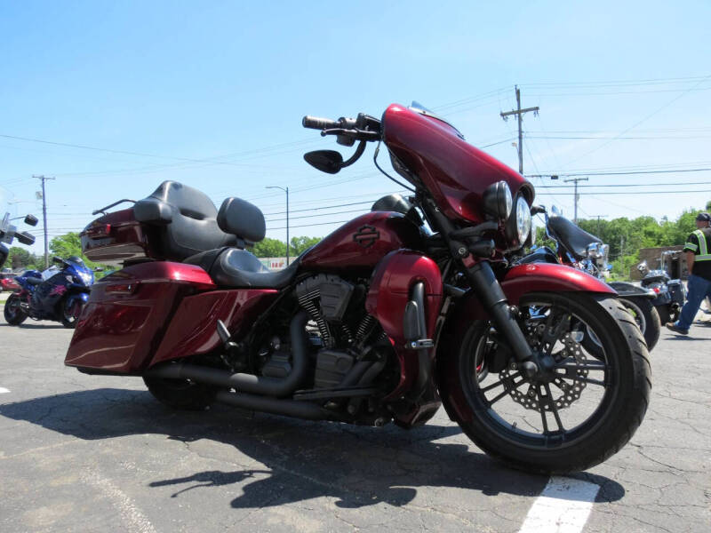 2014 Harley-Davidson FLHXS Street Glide