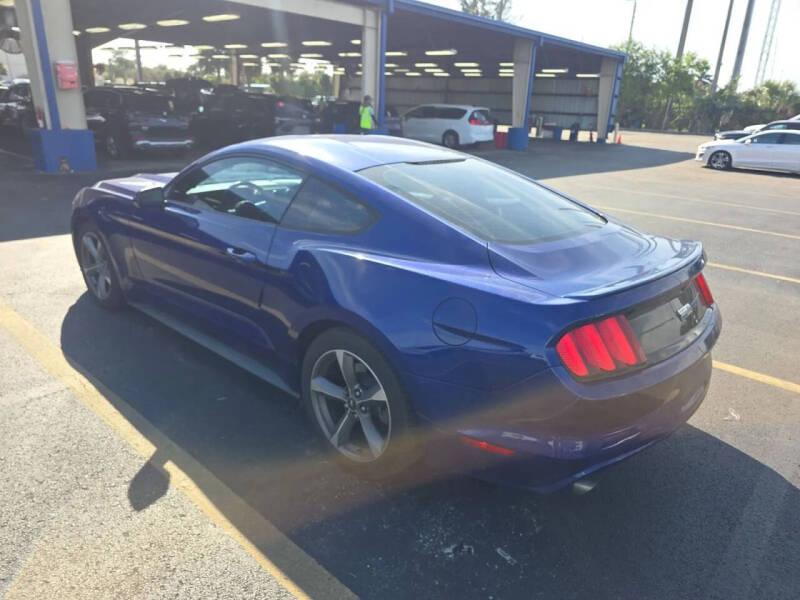2015 Ford Mustang V6