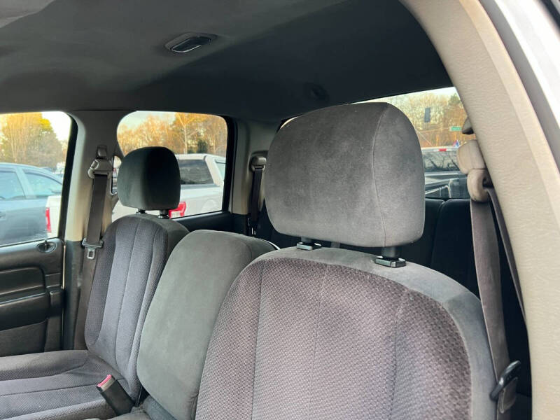 2004 Dodge Ram 2500 SLT
