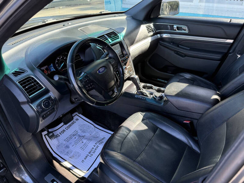 2016 Ford Explorer Sport